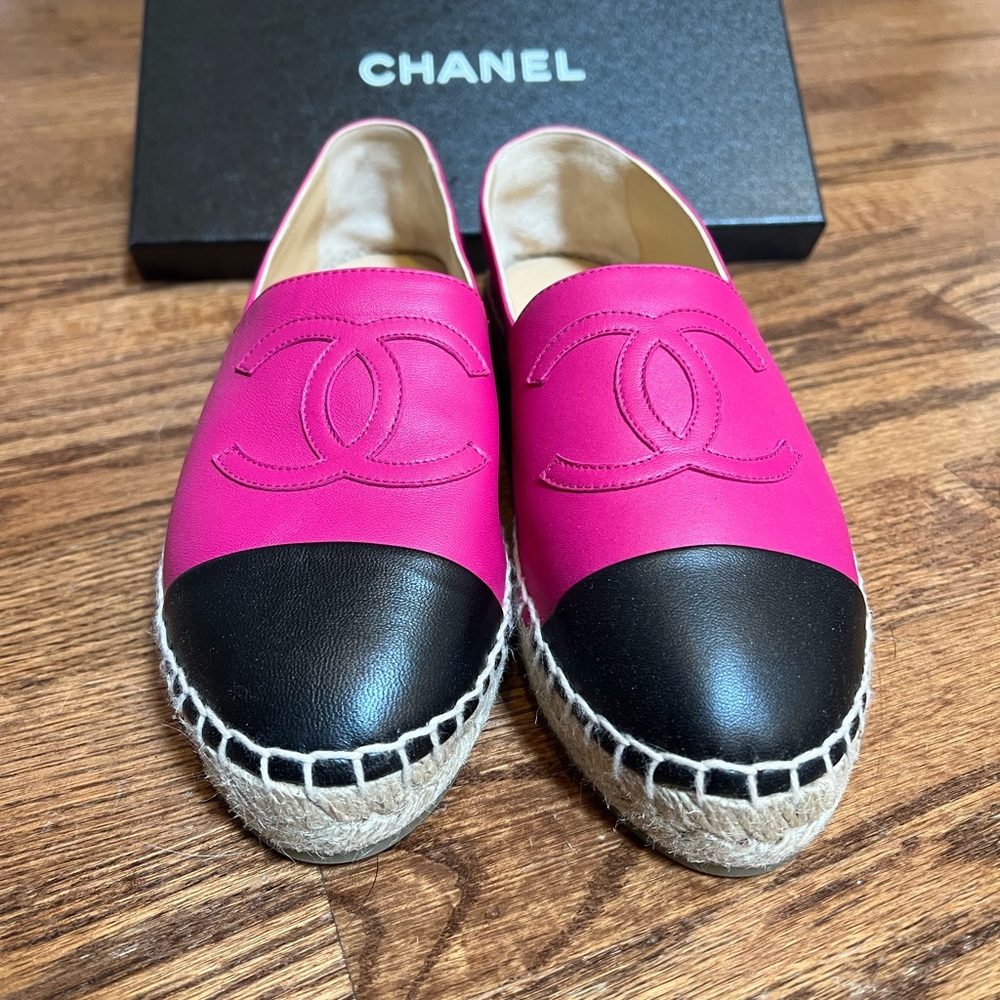CHANEL Espadrilles - Picture 2 of 10